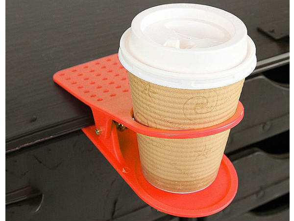 ऑफिस टेबल पर काम आंएगी चीजें