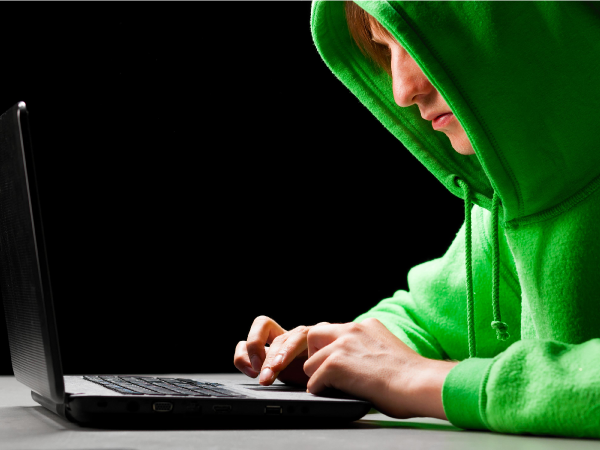 हैकर्स से बचें!