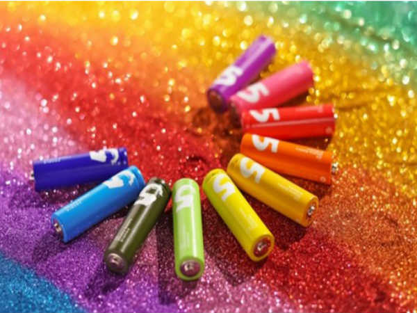 जानें कैसी है बैटरी