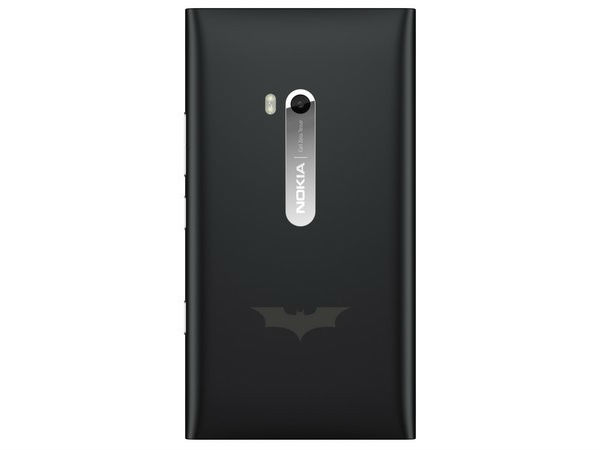 सुपर हीरो थीम के स्मार्टफोन