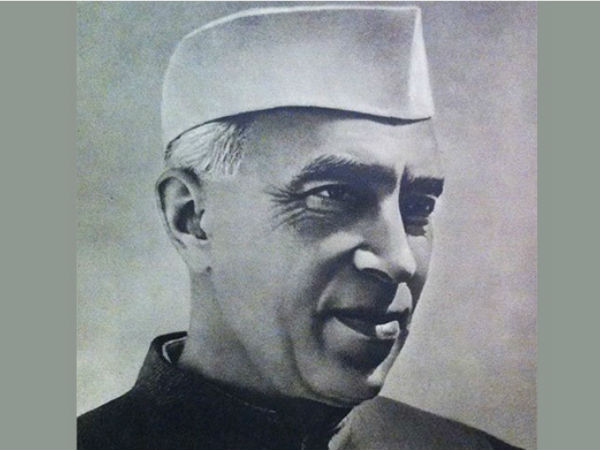 गूगल ने खूबसूरत डूडल के साथ दी बाल दिवस की शुभकामनाएं..!