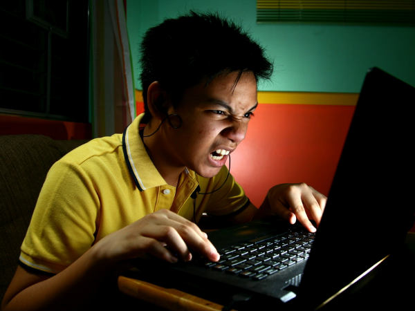 बिना फॉर्मेट किए बढाएं लैपटॉप की स्पीड