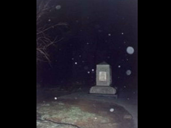 भूत-प्रेत की तस्वीरों का यह है टेक्निकल सच..!!