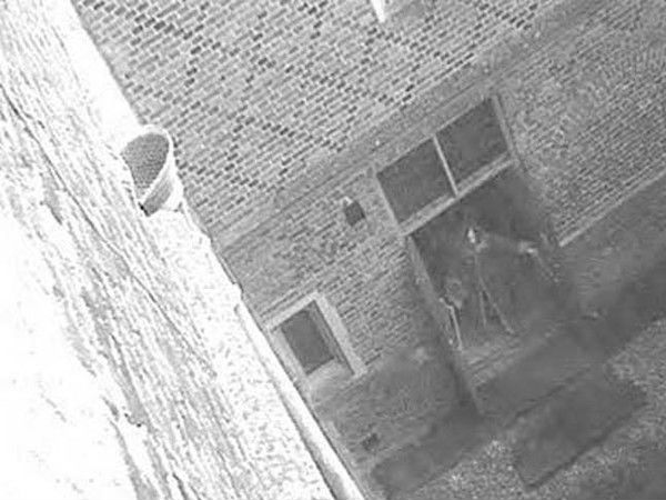 भूत-प्रेत की तस्वीरों का यह है टेक्निकल सच..!!