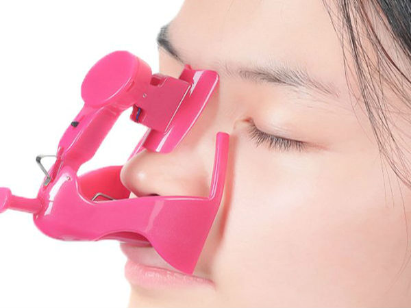 14 अजीबो-गरीब ब्यूटी गैजेट्स..!!