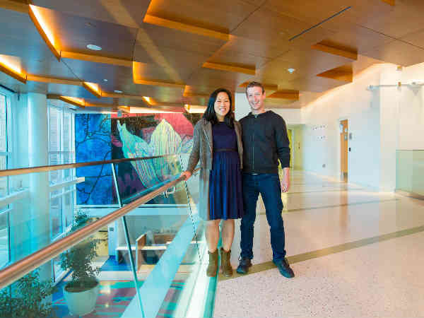 मार्क जुकरबर्ग और प्रिसिला के पैरेंटहुड का सफ़र..!!