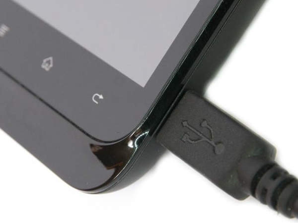  स्मार्टफोन हो रहा है गर्म तो करें यह काम