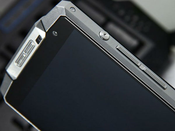 आ गया 10,000 mAh बैटरी वाला एंड्राइड फोन..!