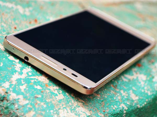 प्रीमियम बिल्ट