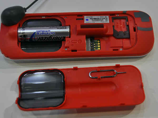 15 सालों तक चलेगी इस फोन की बैटरी, ये है स्पयेरवन इमरजेंसी फ़ोन!