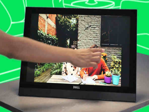 OMG! 1 रुपए में मिल रहा है लैपटॉप!