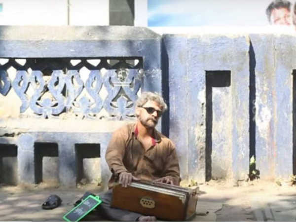 सड़कों पर गाना गा कर सोनू ने मांगी भीख, वायरल हुआ वीडियो!