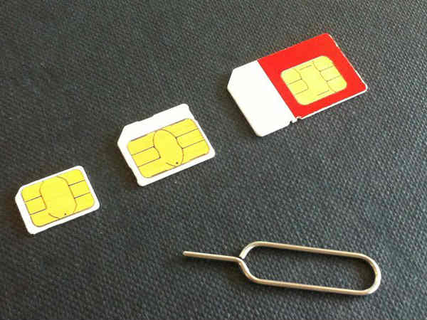 तीनों साइज़ मिलते हैं सिम