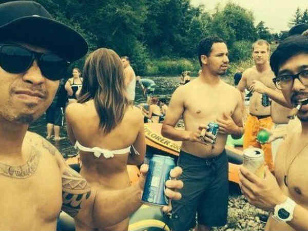 हाथ है हाथ