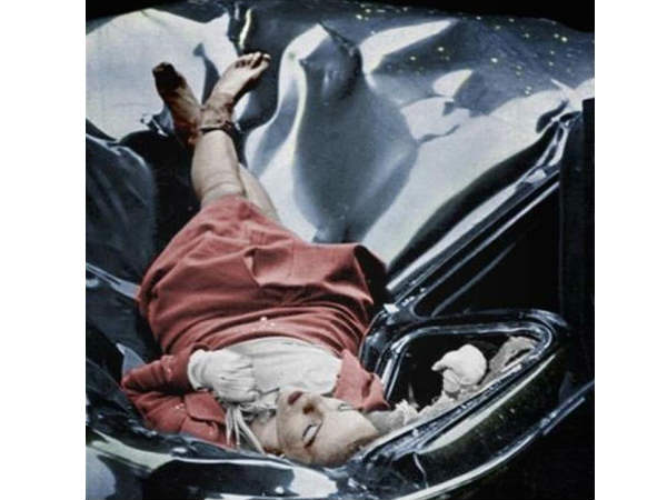 23 साल की एवलिन