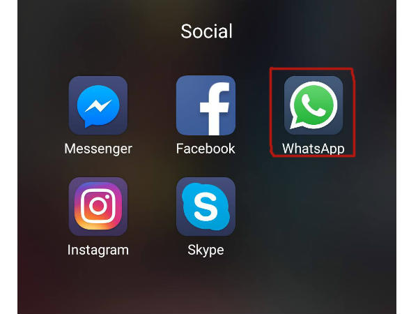 व्हाट्सएप पर जाएं