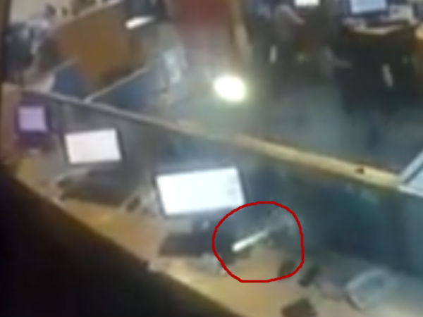 फोन से निकली चिंगारी