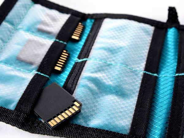 कई कार्ड रखें