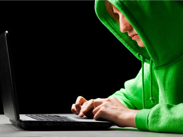 साइबर क्राइम का मतलब है क्रेडिट कार्ड फ्रॉड