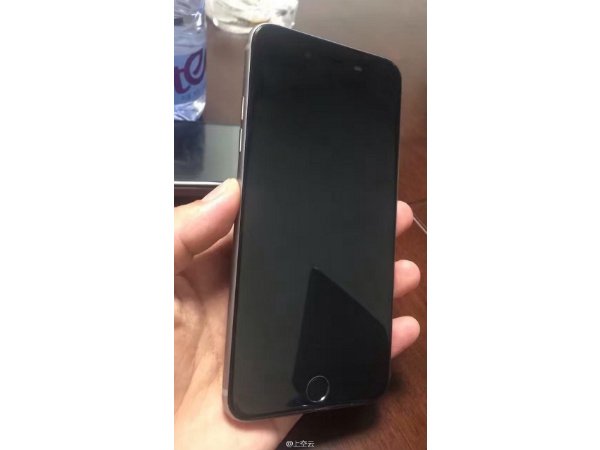 32जीबी बेस वैरिएंट