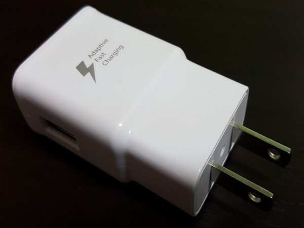 ओरिजनल बैट्री और चार्जर