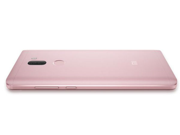 धांसू स्टोरेज