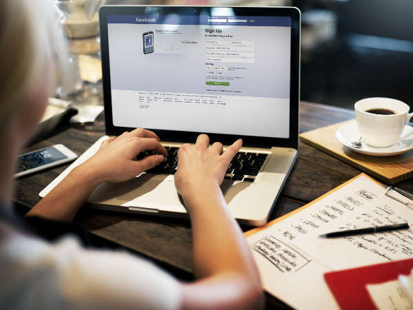 फेसबुक को अनब्‍लॉक करें