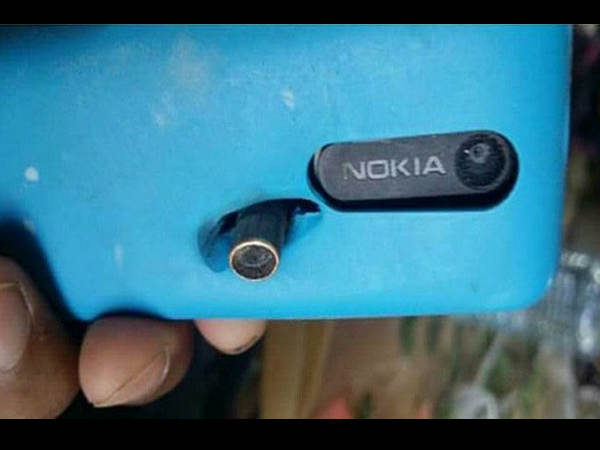 नोकिया फोन ने गोली खाकर बचाई शख्स की जान!