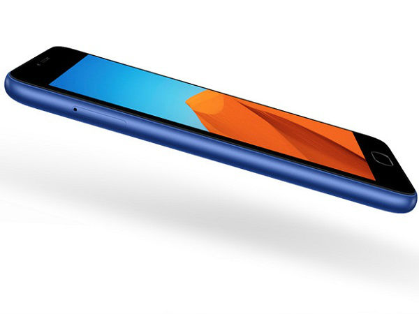 दूसरे फीचर