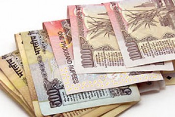 पुराने 500 और 1000 रुपए के नोट से खरीद पाएंगे फोन!