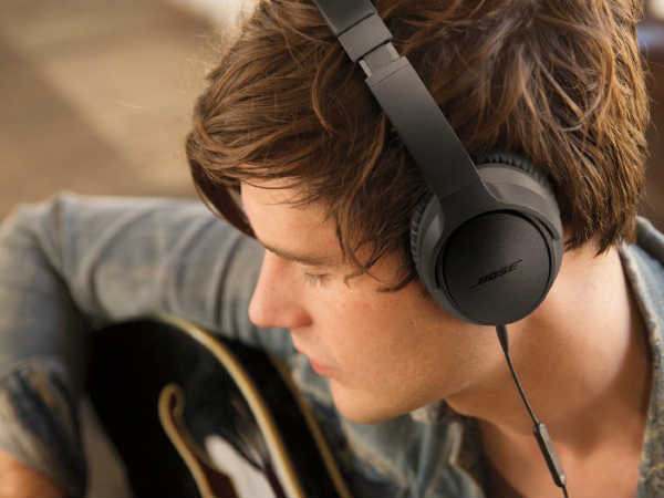 बोस साउंडट्रू अराउंड इयर हैडफ़ोन 