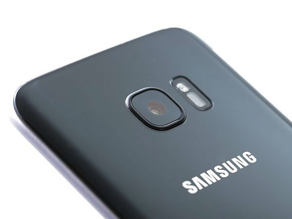 सैमसंग के नए स्मार्टफोन में हो सकती है 8जीबी रैम और 6इंच डिस्प्ले