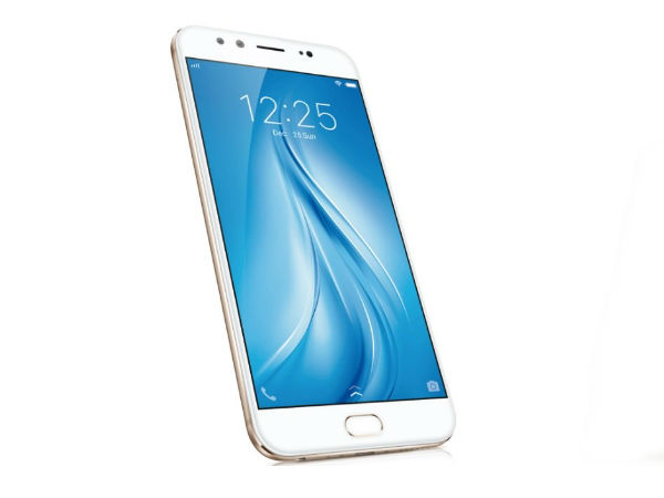 आज से 27,980 रुपए के सेल्फी फोकस्ड वीवो वी5 प्लस की सेल शुरू