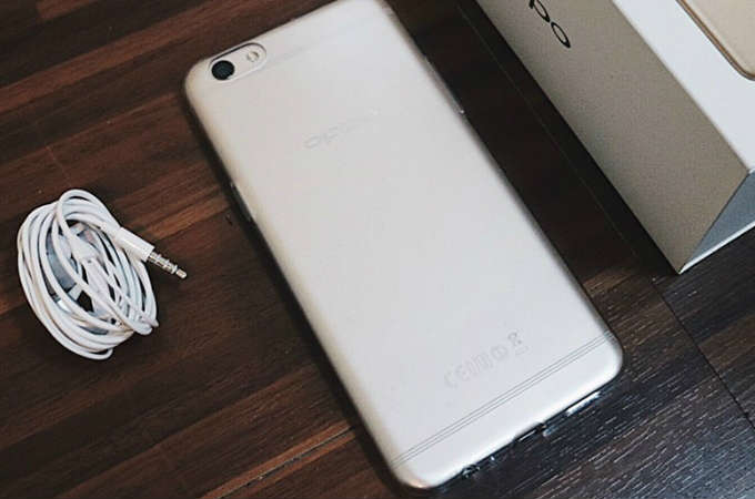 भारत आया ओप्पो एफ3 प्लस सेल्फी एक्सपर्ट ड्युअल फ्रंट कैमरा स्मार्टफोन