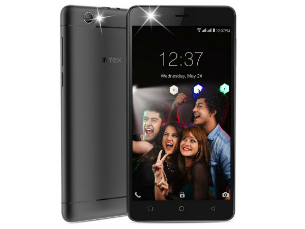 Intex ने लॉन्च किया Aqua Selfie, एक खास सेल्फी कैमरा Intex ने लॉन्च किया Aqua Selfie, एक खास सेल्फी कैमरा