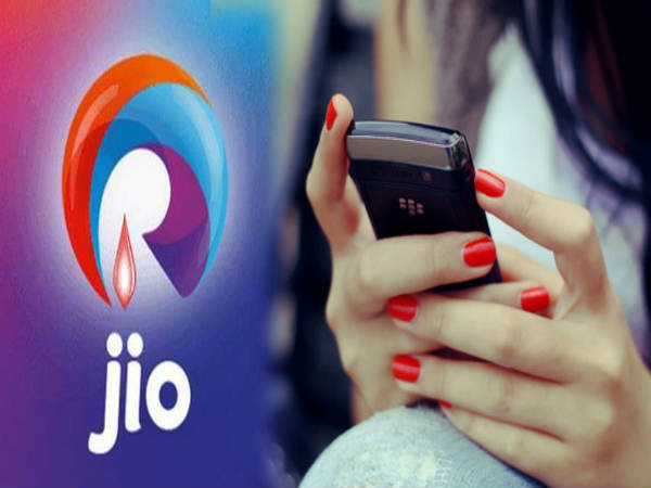 Jio ने किया ऐलान, खास यूजर्स को फ्री मिलेगा 25GB डेटा ! Jio ने किया ऐलान, खास यूजर्स को फ्री मिलेगा 25GB डेटा !