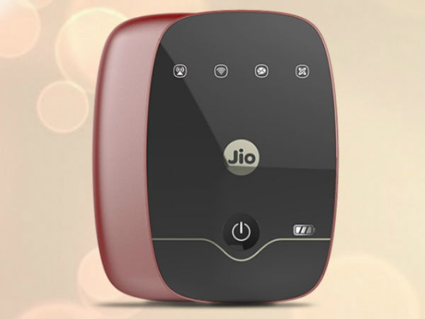 Jio का फेस्टिव ऑफर, यहां है पूरी जानकारी Jio का फेस्टिव ऑफर, यहां है पूरी जानकारी