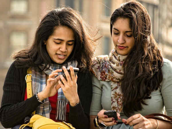 नया स्मार्टफोन खरीदने से पहले 77% इंडियन सोचते हैं ये बातें! नया स्मार्टफोन खरीदने से पहले 77% इंडियन सोचते हैं ये बातें!