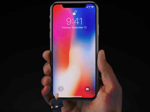 नए iPhone बेचने के लिए पुराने iPhones को खुद स्लो कर देती है ऐपल