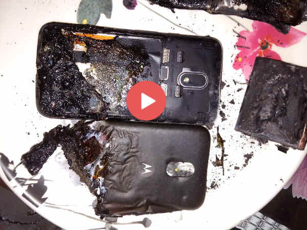 Moto E3 Power में लगी आग, देखें वीडियो Moto E3 Power में लगी आग, देखें वीडियो