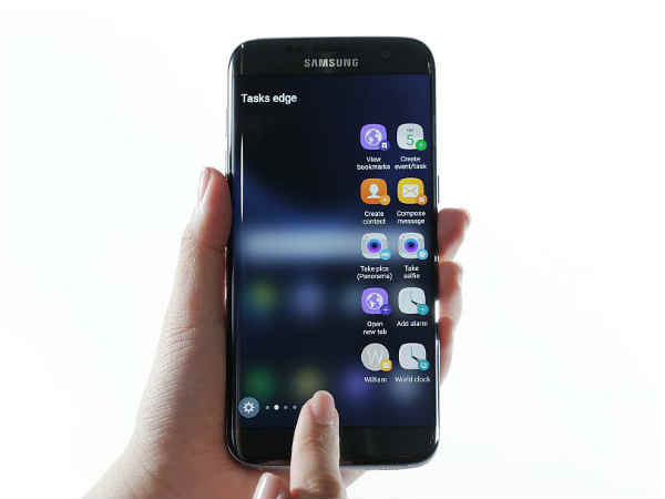 Samsung स्मार्टफोन मिस्ट्री: आखिर कहां गायब हो रहे हैं यूजर्स के मैसेज Samsung स्मार्टफोन मिस्ट्री: आखिर कहां गायब हो रहे हैं यूजर्स के मैसेज