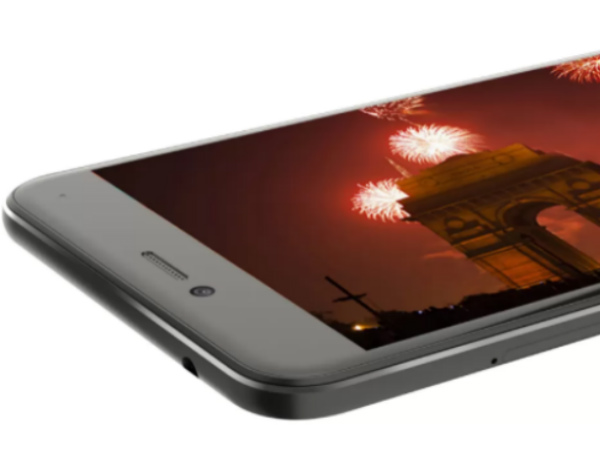 स्मार्टफोन की खरीदारी पर ऑफर्स- 