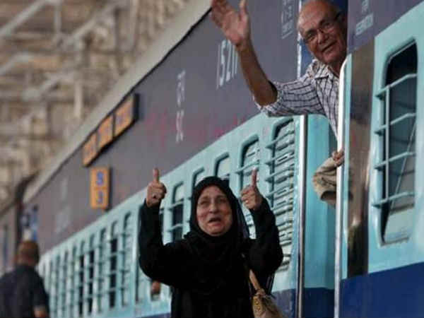 Aadhar से लिंक IRCTC खातों को सरकार देगी ये तोहफा Aadhar से लिंक IRCTC खातों को सरकार देगी ये तोहफा