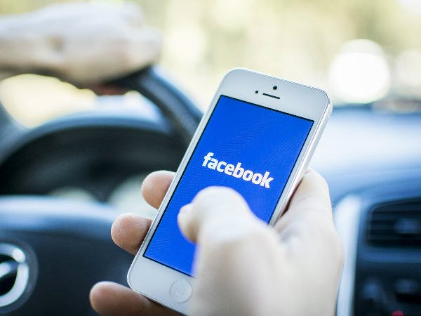 अब फेसबुक बताएगा, आपके FB फ्रेंड गरीब हैं या अमीर अब फेसबुक बताएगा, आपके FB फ्रेंड गरीब हैं या अमीर