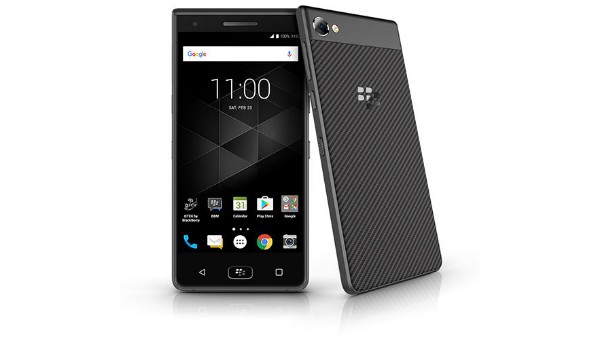 Blackberry Motion 