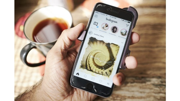 फेसबुक की स्टोरी शेयर करने का विकल्प नहीं