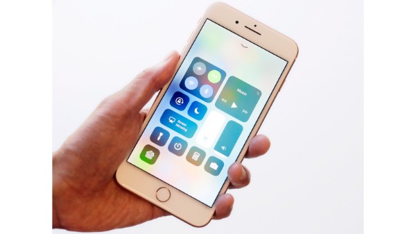 5) अपने वाईफाई, ब्लूटूथ और जीपीएस सिस्टम को बंद रखना :