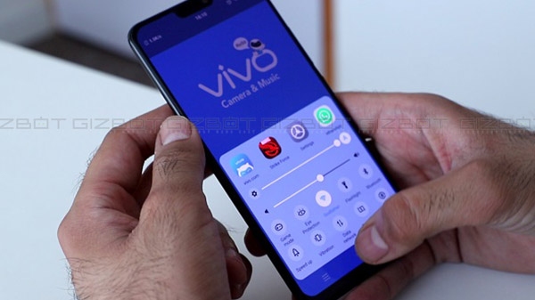 Vivo X21 notch और डिजाइन