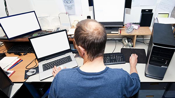 जानें कि फोटो में किस फ़ॉन्ट का इस्तेमाल किया गया है 