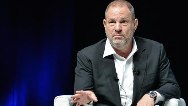 सोशल मीडिया पर छाया #MeToo अभियान, बड़े-बड़े लोग हो गए बदनाम